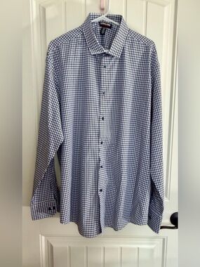 Kirkland Signature Blue Gingham Men’s Dress Shirt